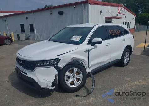 2023 Kia Sorento Lx z USA, uszkodzony, nr VIN 5XYRG4LC3PG215392